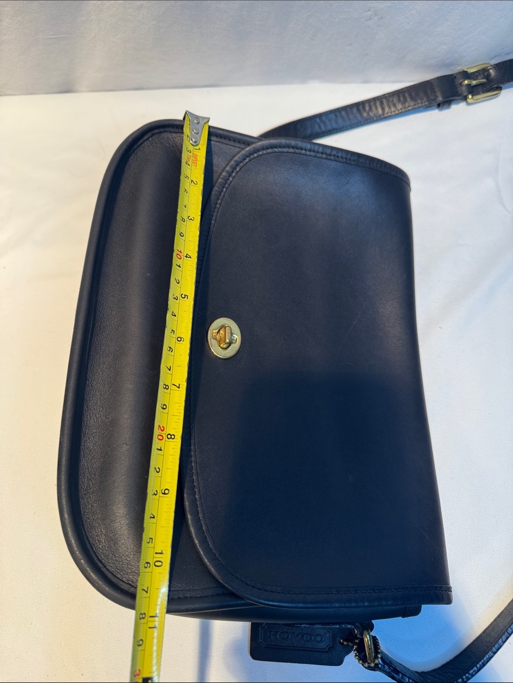 Coach Vintage Black Leather Crossbody with Gold Turnlock 9790 - Picture 10 of 16